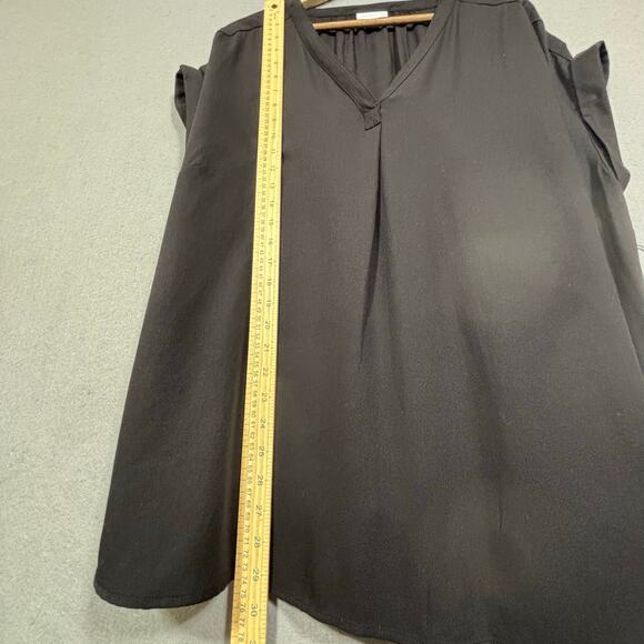 New Liz Claiborne Black Blouse 3X V-Neck Short Sleeve Plus Minimalist Timeless - Picture 6 of 7